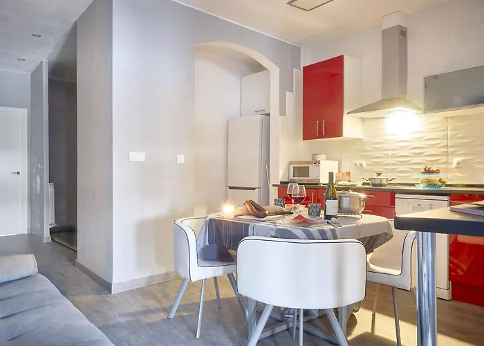 Apartment Comfortable In - 55 M² + Balcony